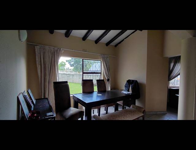 3 BEDROOM FREESTANDING TO LET IN ROODEKOP